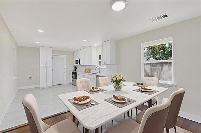 Photo - 2404 Bentley Ave