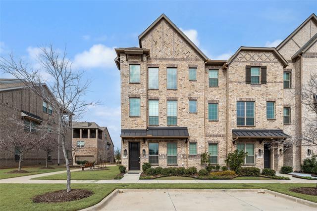 Photo - 8102 Foraker St