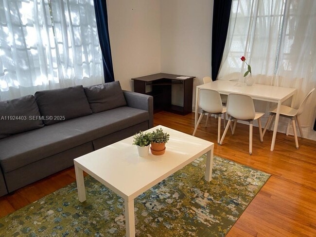 Photo - 1410 Euclid Ave Unit 4