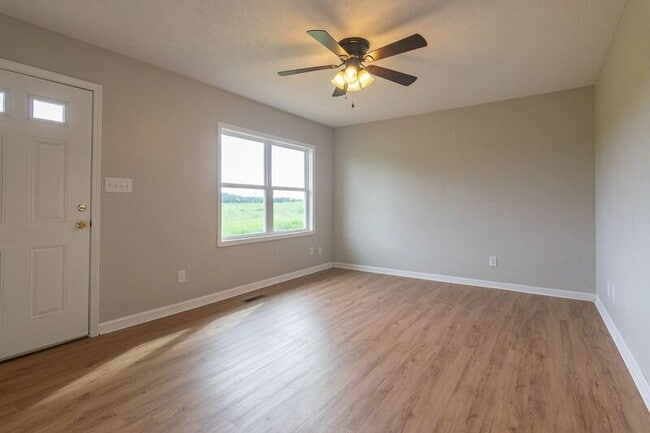 Photo - 2927 Greensboro Hwy