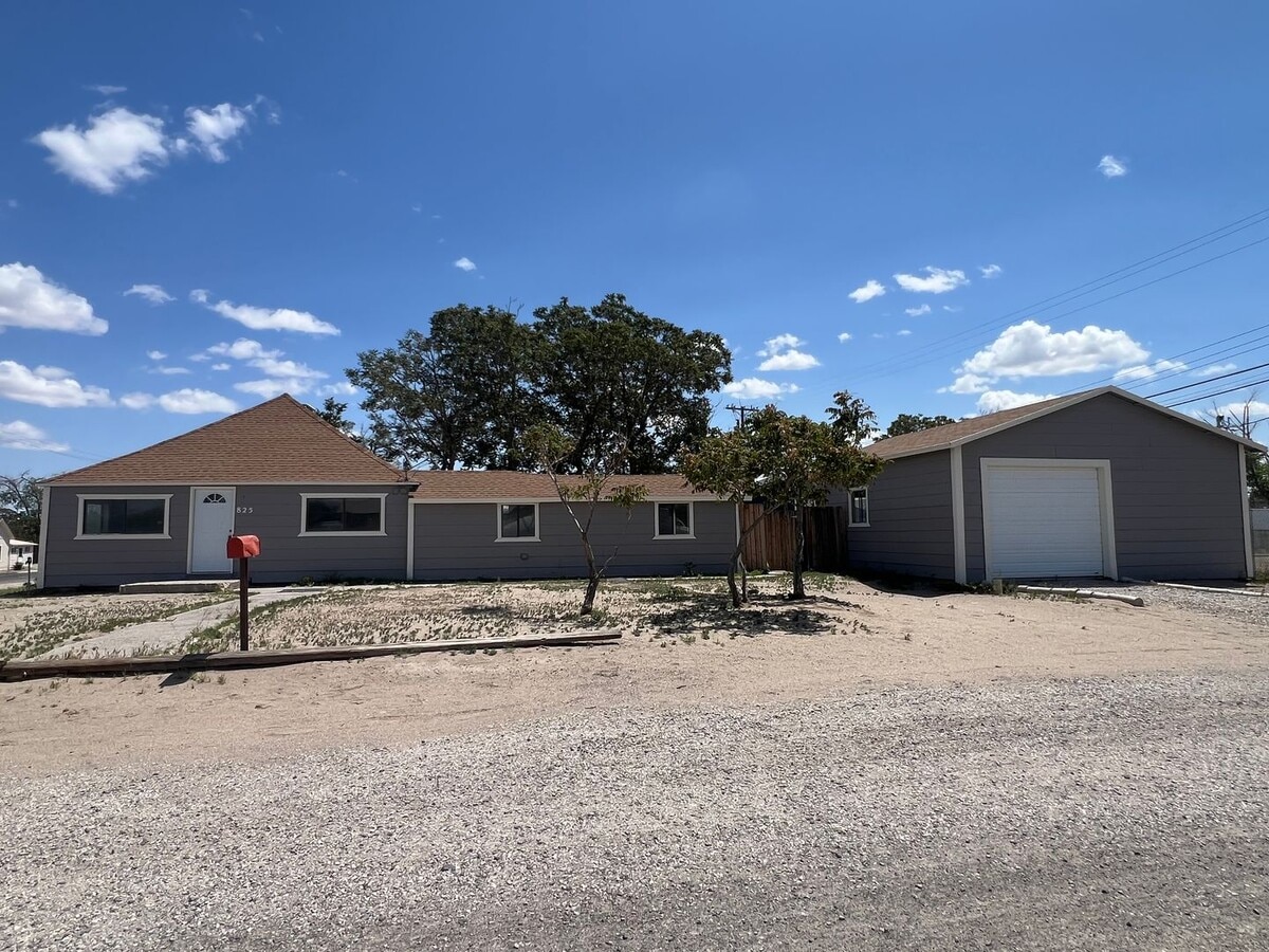Renovated House for Rent in Fallon - Renovated House for Rent in Fallon