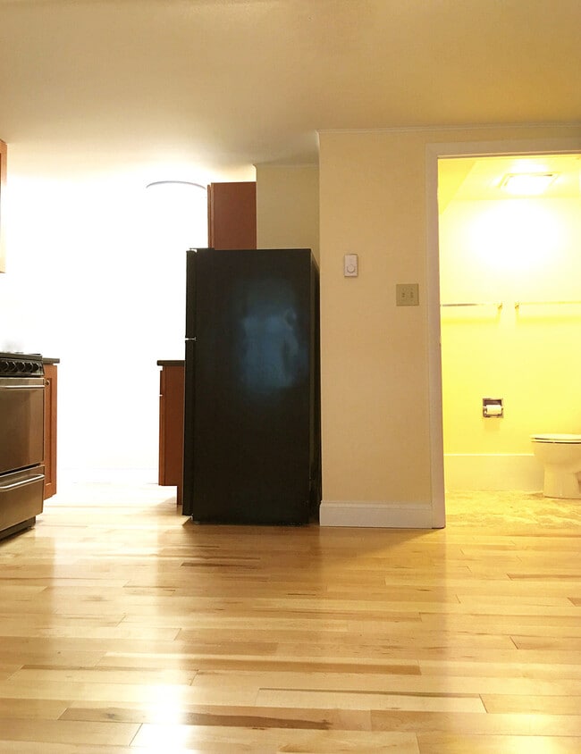 Photo - 80 Marble Ave