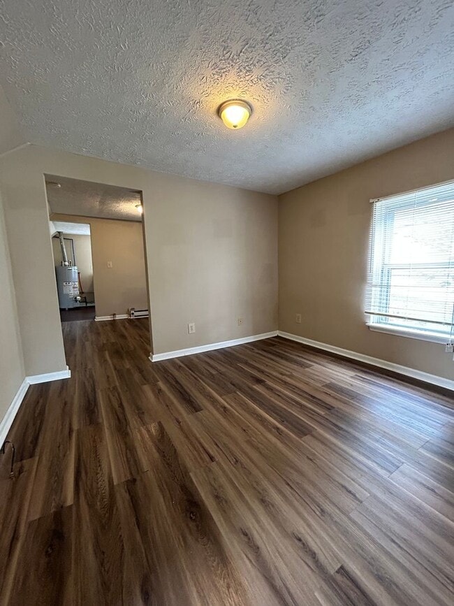 Photo - 2 Bedroom Single Family Home Alert!!!