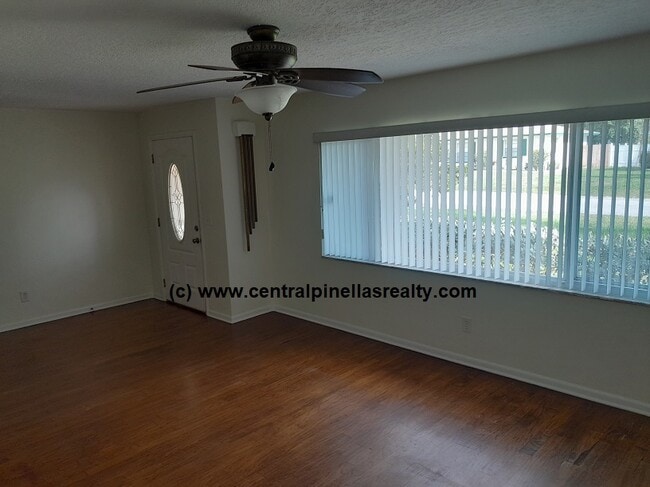 Photo - 1412 Lime St