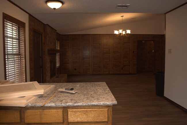 Photo - 1901 Richard Dr