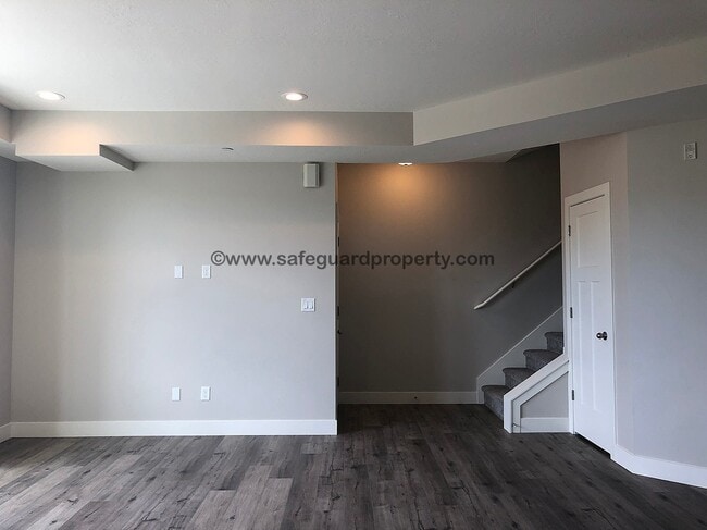Photo - Stunning Draper Townhome with Beautiful View