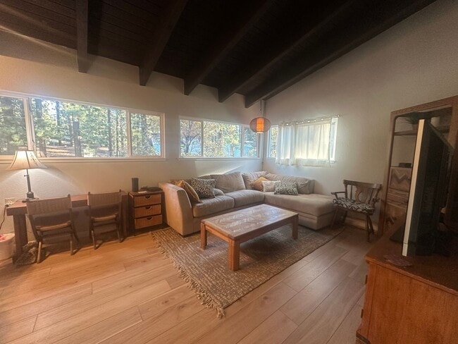 Photo - 2577 Unit UP