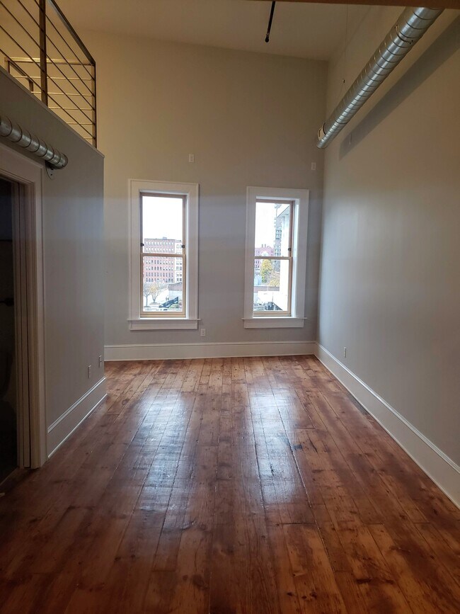 Photo - Center City Place