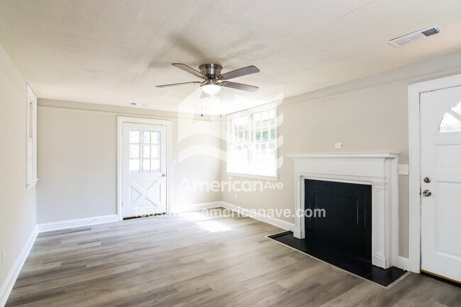 Photo - 2861 17th Ave