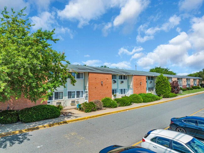 Lakeview Place
