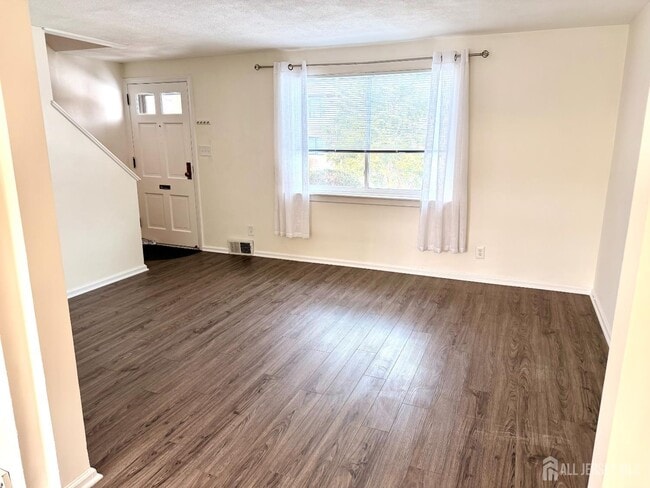 Photo - 139 Newman St