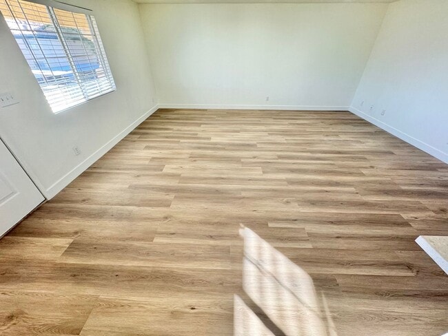 Photo - NEWLY UPDATED CONDO WITH BALCONY NEAR SUMMERLIN