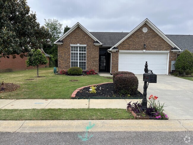 Building Photo - 1247 Carriage Dr Rental