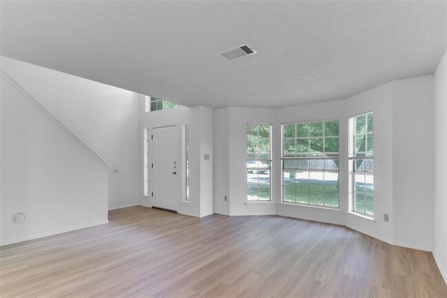 Photo - 8313 Columbia Falls Dr