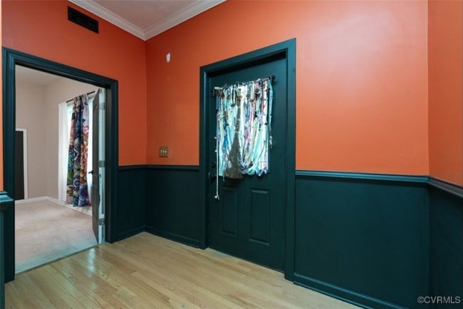 Photo - 2203 Edwards Ave