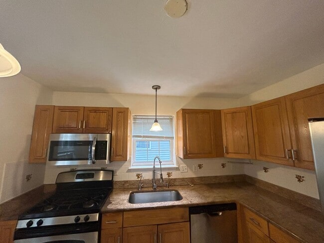 Photo - Beautiful 4 Bedroom house in Marlborough!