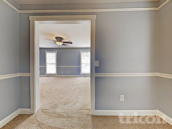 Photo - 18 Hillpine Ct
