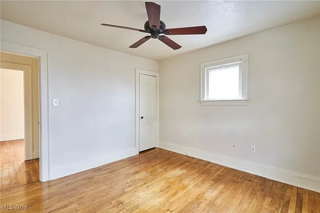 Photo - 8606 Vineyard Ave