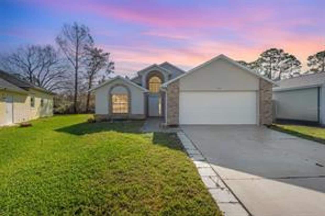 3 Bedroom / 2 Bath Home Available Now in P... - 3 Bedroom / 2 Bath Home Available Now in P...