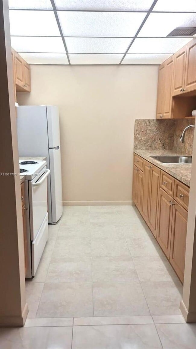 Photo - 400 SW 134th Way Unit 107F