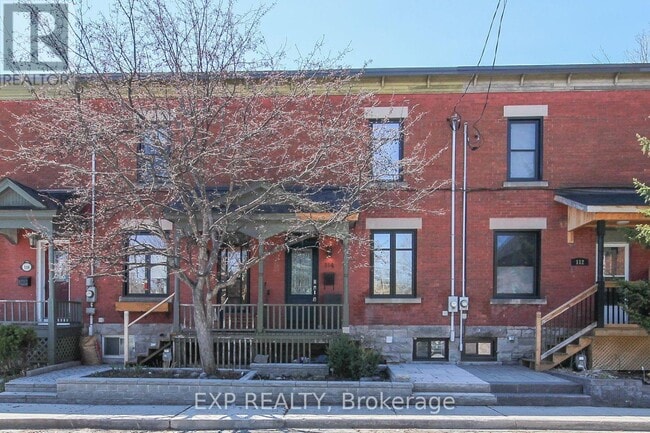 Photo - 114 Sweetland Ave