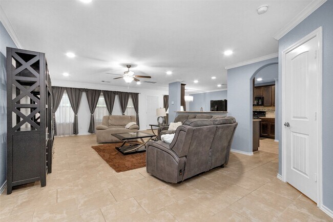 Photo - 1604 Hickory Burl Ln