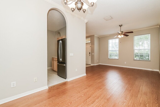 Photo - 1231 Loretto Cir
