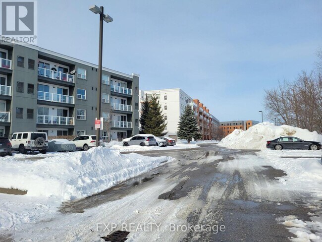 Photo - 95 Barrie Rd