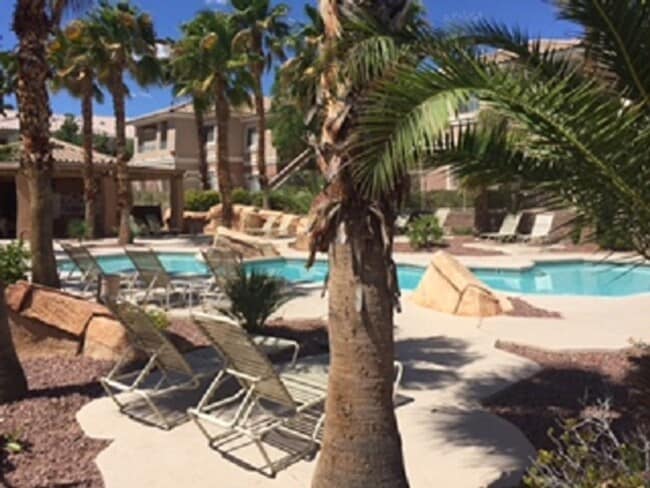 Photo - Perfect 2 bed/2 bath condo in Summerlin!