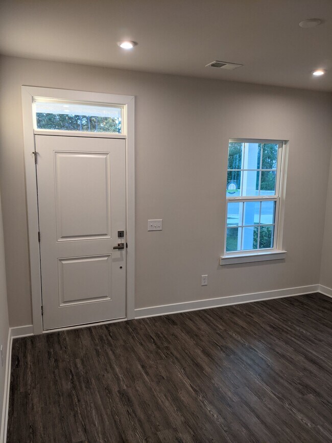 Photo - 155 Country Oaks Ln