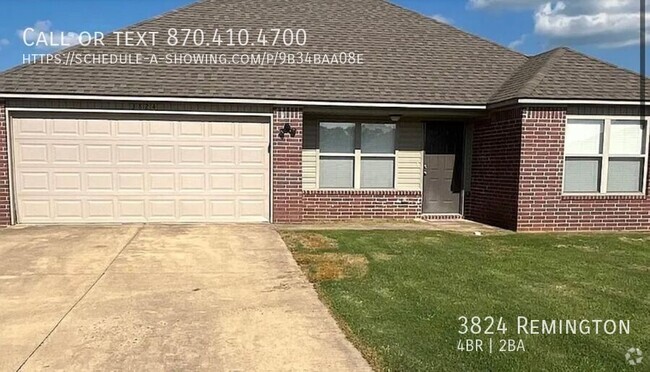 Building Photo - Spacious 4 bed, 2 bath home - fenced back ...