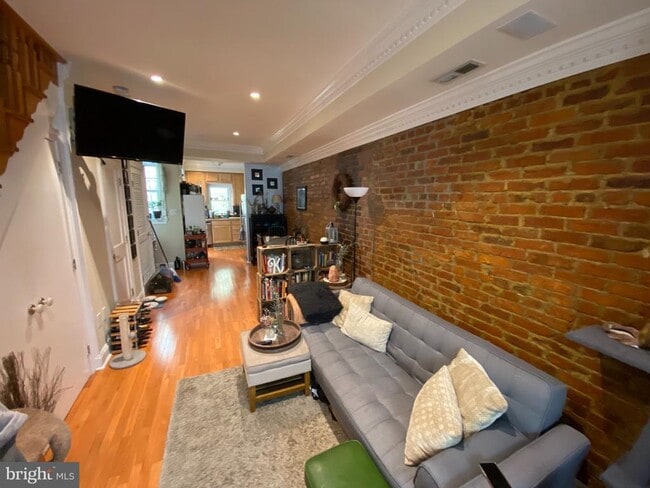 Photo - 2128 10th St NW