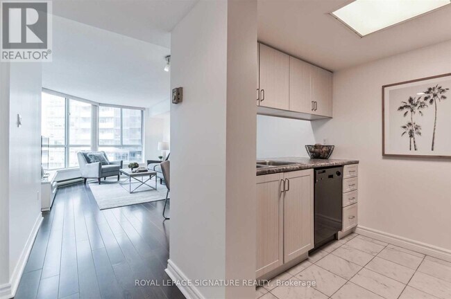 Photo - 38 Elm St Unité 2001