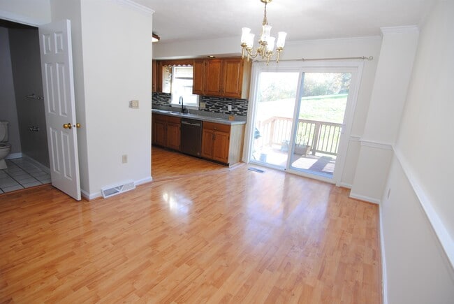 Photo - 37 Cadogan Way