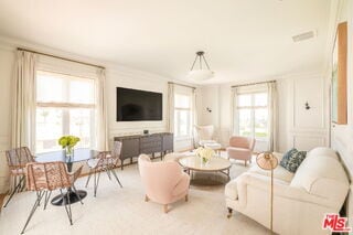 Photo - 1424 N Crescent Heights Blvd