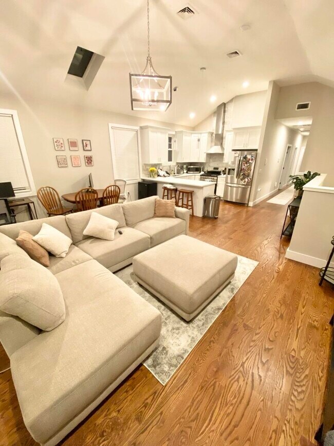Photo - 268 Griffith St Unidad 2