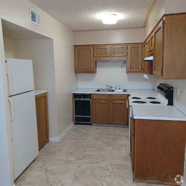 Building Photo - 927 Saratoga St Rental