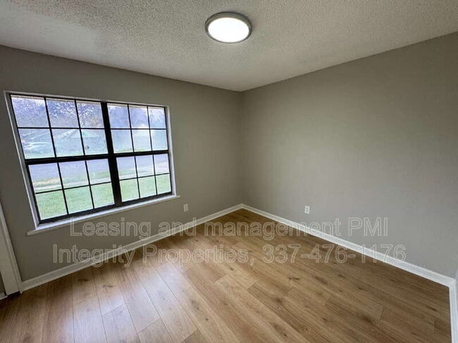 Photo - 409 Marseilles Dr