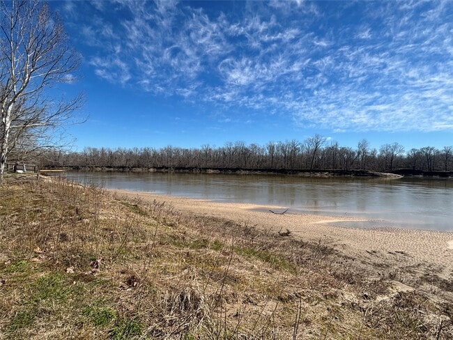 Photo - 492 Trinity Rd