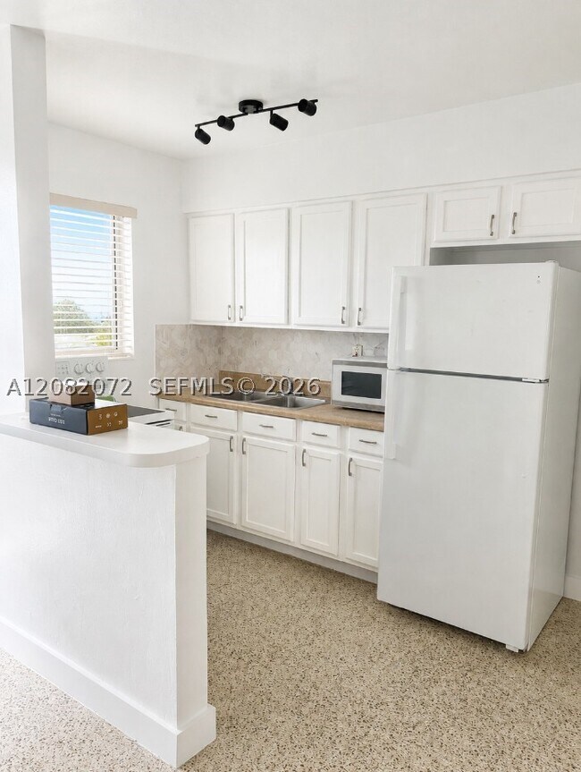 Photo - 33 W 22nd St Unit 2