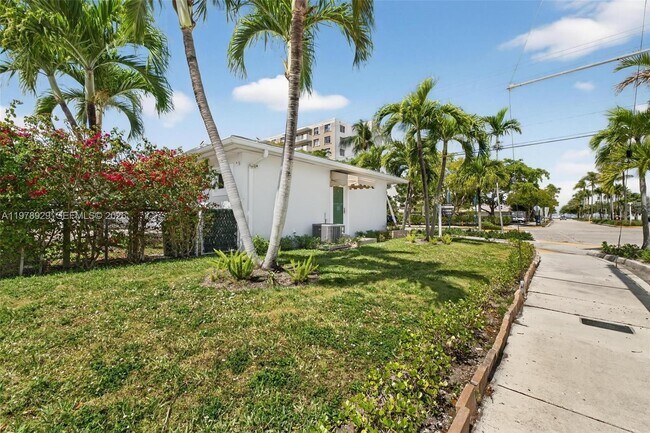 Photo - 1470 N Treasure Dr