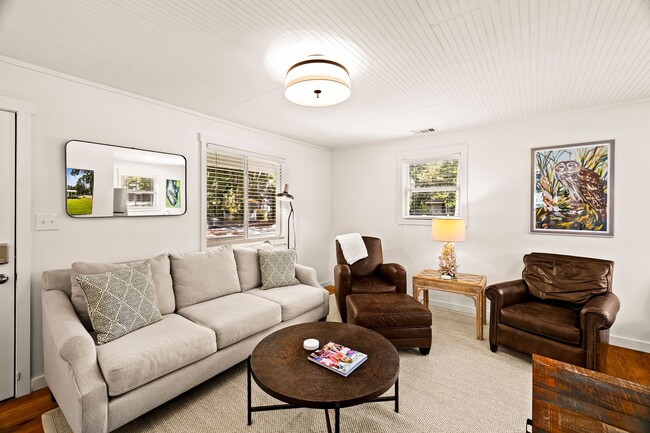 Photo - 151 Rendant Ave