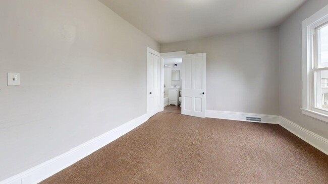 Photo - 1120 6th St NW Unit 1120 6th St NW -  2