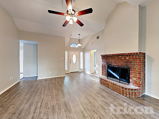 Photo - 6807 Keeler Dr