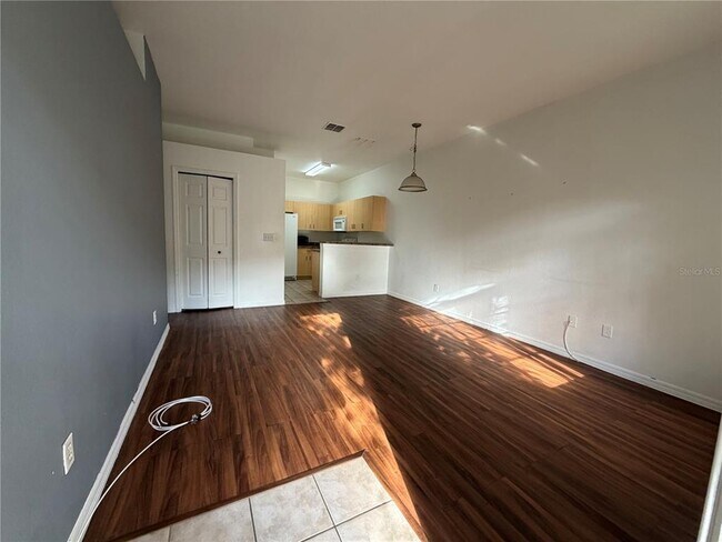 Photo - 353 Port Pleasant Dr Unidad 353
