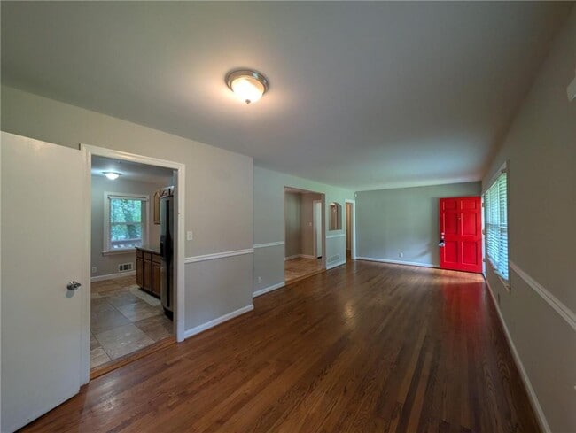 Photo - 1061 Homewood Ct