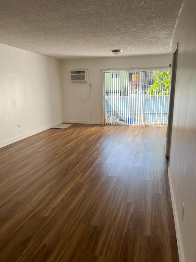 Photo - 2.0 bedroom in Los Angeles California 91343 Unit 19