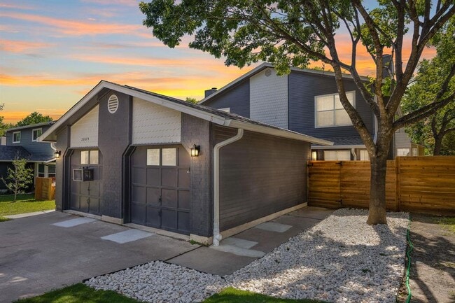 Building Photo - 2009 Kirksey Dr Rental
