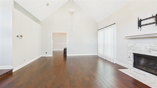 Photo - 1405 Meadowbrook Dr