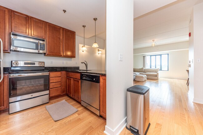 111 N Ashley St Unit 804